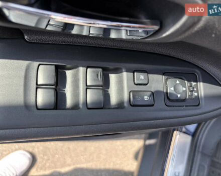 Синий Мицубиси Аутлендер, объемом двигателя 3 л и пробегом 157 тыс. км за 15000 $, фото 19 на Automoto.ua