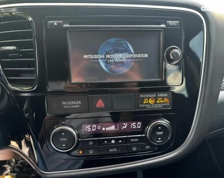 Синій Міцубісі Аутлендер, об'ємом двигуна 2 л та пробігом 238 тис. км за 15990 $, фото 14 на Automoto.ua