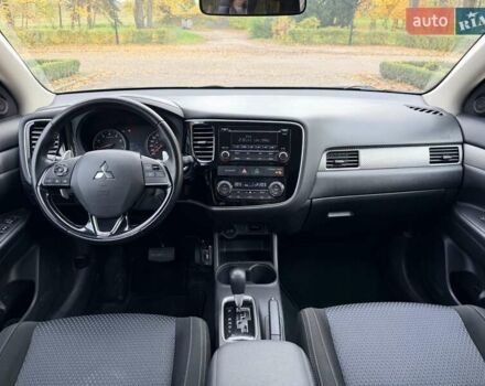 Синий Мицубиси Аутлендер, объемом двигателя 3 л и пробегом 123 тыс. км за 15900 $, фото 21 на Automoto.ua