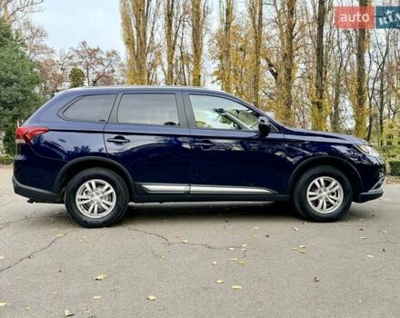 Синий Мицубиси Аутлендер, объемом двигателя 3 л и пробегом 123 тыс. км за 15900 $, фото 7 на Automoto.ua