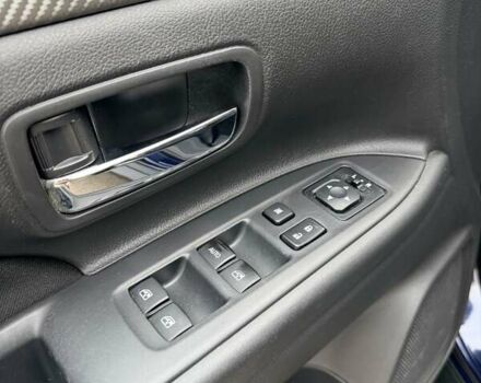 Синий Мицубиси Аутлендер, объемом двигателя 3 л и пробегом 123 тыс. км за 15900 $, фото 14 на Automoto.ua