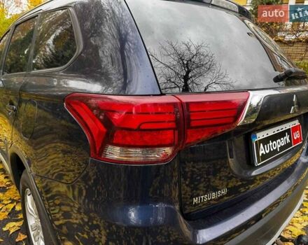 Синий Мицубиси Аутлендер, объемом двигателя 2 л и пробегом 238 тыс. км за 14940 $, фото 8 на Automoto.ua