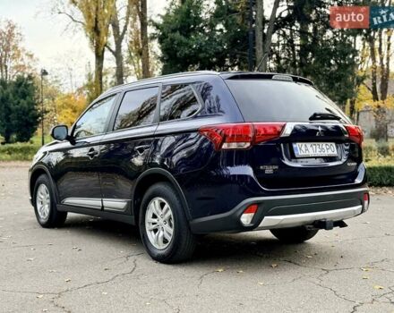 Синий Мицубиси Аутлендер, объемом двигателя 3 л и пробегом 123 тыс. км за 15900 $, фото 4 на Automoto.ua