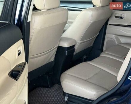 Синий Мицубиси Аутлендер, объемом двигателя 3 л и пробегом 144 тыс. км за 15940 $, фото 15 на Automoto.ua