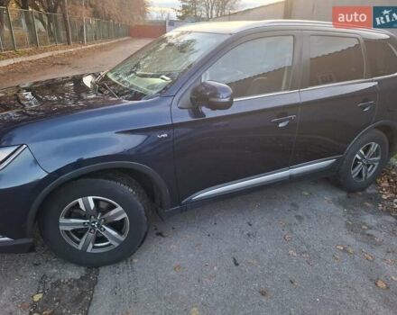 Синий Мицубиси Аутлендер, объемом двигателя 3 л и пробегом 93 тыс. км за 21500 $, фото 19 на Automoto.ua