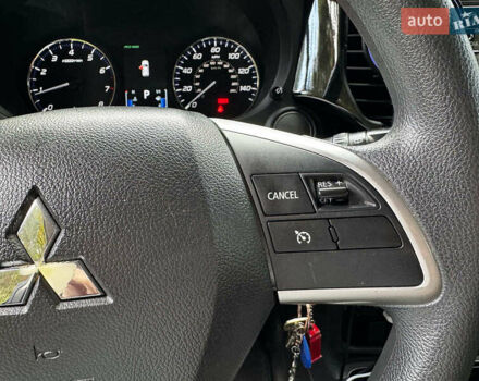 Синий Мицубиси Аутлендер, объемом двигателя 2.4 л и пробегом 144 тыс. км за 15490 $, фото 14 на Automoto.ua