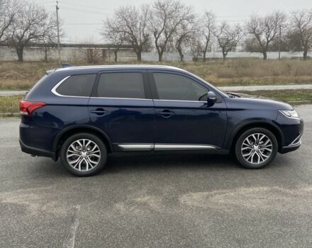 Синий Мицубиси Аутлендер, объемом двигателя 3 л и пробегом 120 тыс. км за 14500 $, фото 5 на Automoto.ua