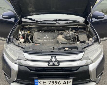 Синий Мицубиси Аутлендер, объемом двигателя 3 л и пробегом 120 тыс. км за 14500 $, фото 16 на Automoto.ua