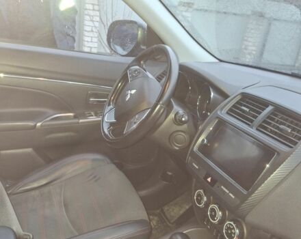 Синій Міцубісі Аутлендер, об'ємом двигуна 0 л та пробігом 2 тис. км за 15000 $, фото 3 на Automoto.ua