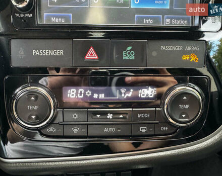 Синий Мицубиси Аутлендер, объемом двигателя 2.4 л и пробегом 144 тыс. км за 15490 $, фото 15 на Automoto.ua