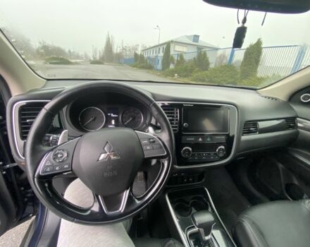 Синий Мицубиси Аутлендер, объемом двигателя 3 л и пробегом 120 тыс. км за 14500 $, фото 9 на Automoto.ua