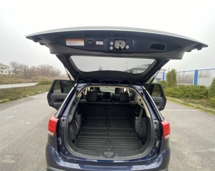 Синий Мицубиси Аутлендер, объемом двигателя 3 л и пробегом 120 тыс. км за 14500 $, фото 15 на Automoto.ua