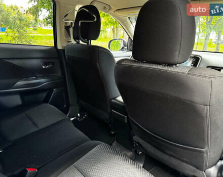 Синий Мицубиси Аутлендер, объемом двигателя 2.4 л и пробегом 144 тыс. км за 15490 $, фото 23 на Automoto.ua