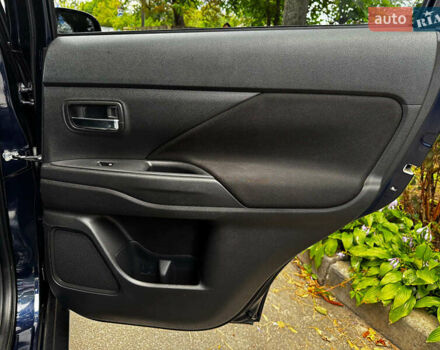 Синий Мицубиси Аутлендер, объемом двигателя 2.4 л и пробегом 144 тыс. км за 15490 $, фото 22 на Automoto.ua