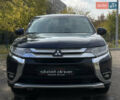 Міцубісі Аутлендер 2017 у Миколаєві на Automoto.ua Синій Міцубісі Аутлендер, об'ємом двигуна 2.36 л та пробігом 135 тис. км за 13899 $, фото 1 на Automoto.ua