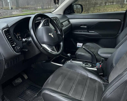 Синій Міцубісі Аутлендер, об'ємом двигуна 2.36 л та пробігом 144 тис. км за 16700 $, фото 15 на Automoto.ua