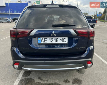 Синий Мицубиси Аутлендер, объемом двигателя 2.36 л и пробегом 150 тыс. км за 15500 $, фото 7 на Automoto.ua