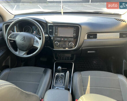 Синий Мицубиси Аутлендер, объемом двигателя 2.36 л и пробегом 150 тыс. км за 15500 $, фото 10 на Automoto.ua
