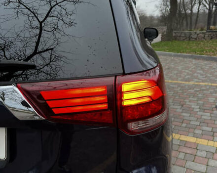 Синій Міцубісі Аутлендер, об'ємом двигуна 2.36 л та пробігом 144 тис. км за 16700 $, фото 9 на Automoto.ua