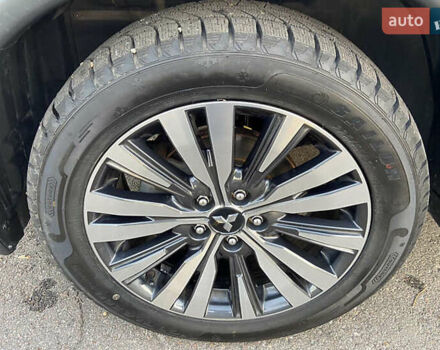 Синий Мицубиси Аутлендер, объемом двигателя 2.36 л и пробегом 71 тыс. км за 13800 $, фото 17 на Automoto.ua