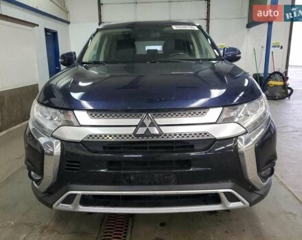 Синий Мицубиси Аутлендер, объемом двигателя 3 л и пробегом 80 тыс. км за 2900 $, фото 4 на Automoto.ua