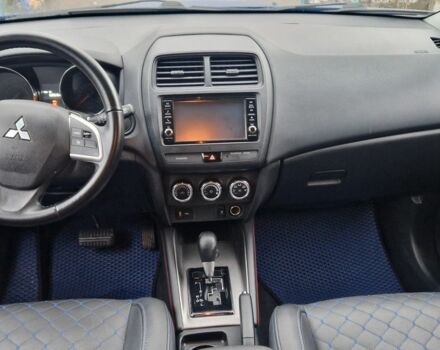 Синий Мицубиси Аутлендер, объемом двигателя 2 л и пробегом 87 тыс. км за 15800 $, фото 4 на Automoto.ua