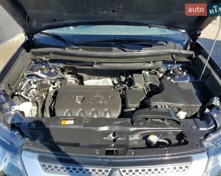 Синий Мицубиси Аутлендер, объемом двигателя 2.36 л и пробегом 187 тыс. км за 2900 $, фото 11 на Automoto.ua