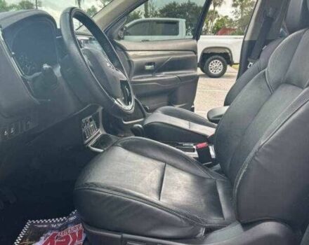 Синій Міцубісі Аутлендер, об'ємом двигуна 2.4 л та пробігом 53 тис. км за 6000 $, фото 7 на Automoto.ua