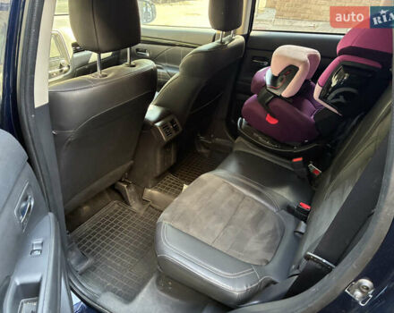 Мицубиси Аутлендер 2020 в Тернополе на Automoto.ua Синий Мицубиси Аутлендер, объемом двигателя 2 л и пробегом 49 тыс. км за 22000 $, фото 16 на Automoto.ua