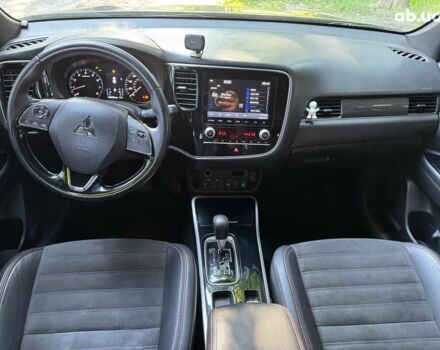 Синий Мицубиси Аутлендер, объемом двигателя 2.4 л и пробегом 75 тыс. км за 15990 $, фото 17 на Automoto.ua