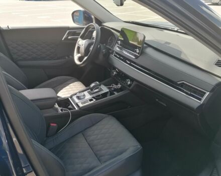 Синий Мицубиси Аутлендер, объемом двигателя 2.5 л и пробегом 17 тыс. км за 33500 $, фото 5 на Automoto.ua