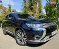 Міцубісі Аутлендер 2021 у Києві на Automoto.ua Синій Міцубісі Аутлендер, об'ємом двигуна 2.36 л та пробігом 70 тис. км за 24000 $, фото 18 на Automoto.ua