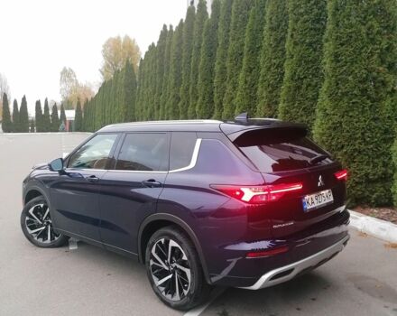 Синий Мицубиси Аутлендер, объемом двигателя 2.5 л и пробегом 17 тыс. км за 33500 $, фото 4 на Automoto.ua