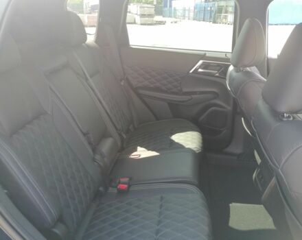 Синий Мицубиси Аутлендер, объемом двигателя 2.5 л и пробегом 17 тыс. км за 33500 $, фото 6 на Automoto.ua