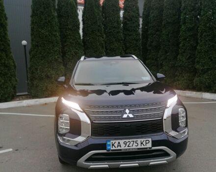 Синий Мицубиси Аутлендер, объемом двигателя 2.5 л и пробегом 17 тыс. км за 33500 $, фото 3 на Automoto.ua