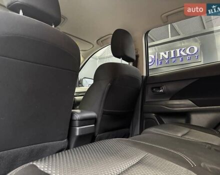 Синий Мицубиси Аутлендер, объемом двигателя 2 л и пробегом 62 тыс. км за 20500 $, фото 25 на Automoto.ua