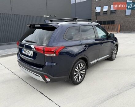 Міцубісі Аутлендер 2021 у Кропивницькому (Кіровограді) на Automoto.ua Синій Міцубісі Аутлендер, об'ємом двигуна 2.4 л та пробігом 85 тис. км за 19950 $, фото 8 на Automoto.ua