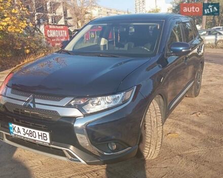 Синий Мицубиси Аутлендер, объемом двигателя 2 л и пробегом 21 тыс. км за 23600 $, фото 5 на Automoto.ua