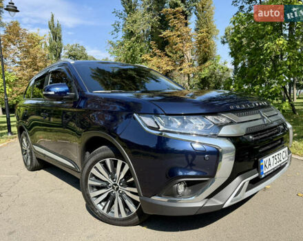 Синій Міцубісі Аутлендер, об'ємом двигуна 2.36 л та пробігом 67 тис. км за 25000 $, фото 11 на Automoto.ua