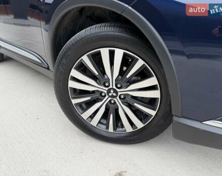 Міцубісі Аутлендер 2021 у Кропивницькому (Кіровограді) на Automoto.ua Синій Міцубісі Аутлендер, об'ємом двигуна 2.4 л та пробігом 85 тис. км за 19950 $, фото 59 на Automoto.ua