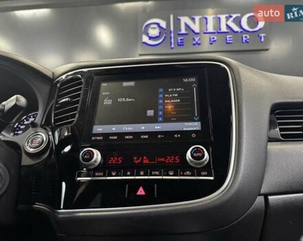 Синий Мицубиси Аутлендер, объемом двигателя 2 л и пробегом 62 тыс. км за 20500 $, фото 34 на Automoto.ua