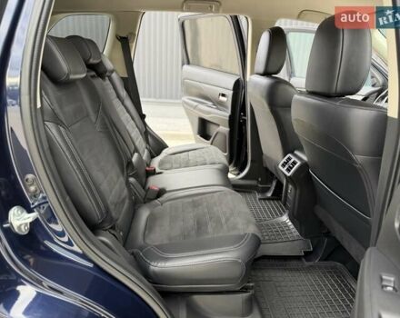 Міцубісі Аутлендер 2021 у Кропивницькому (Кіровограді) на Automoto.ua Синій Міцубісі Аутлендер, об'ємом двигуна 2.4 л та пробігом 85 тис. км за 19950 $, фото 43 на Automoto.ua