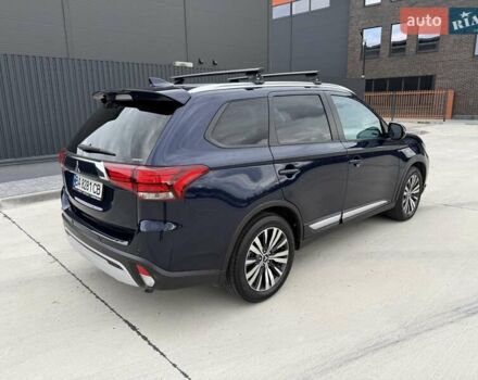 Міцубісі Аутлендер 2021 у Кропивницькому (Кіровограді) на Automoto.ua Синій Міцубісі Аутлендер, об'ємом двигуна 2.4 л та пробігом 85 тис. км за 19950 $, фото 9 на Automoto.ua