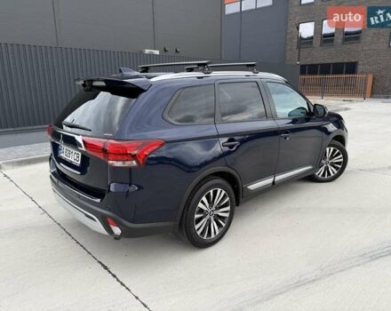 Міцубісі Аутлендер 2021 у Кропивницькому (Кіровограді) на Automoto.ua Синій Міцубісі Аутлендер, об'ємом двигуна 2.4 л та пробігом 85 тис. км за 19950 $, фото 16 на Automoto.ua
