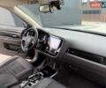 Міцубісі Аутлендер 2021 у Кропивницькому (Кіровограді) на Automoto.ua Синій Міцубісі Аутлендер, об'ємом двигуна 2.4 л та пробігом 85 тис. км за 19950 $, фото 23 на Automoto.ua