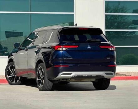 Синій Міцубісі Аутлендер, об'ємом двигуна 2.5 л та пробігом 15 тис. км за 16000 $, фото 4 на Automoto.ua