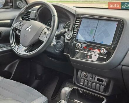 Синій Міцубісі Аутлендер, об'ємом двигуна 2.36 л та пробігом 76 тис. км за 24700 $, фото 15 на Automoto.ua