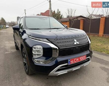 Синий Мицубиси Аутлендер, объемом двигателя 2.5 л и пробегом 80 тыс. км за 24800 $, фото 1 на Automoto.ua