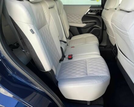 Синій Міцубісі Аутлендер, об'ємом двигуна 2.5 л та пробігом 15 тис. км за 16000 $, фото 12 на Automoto.ua