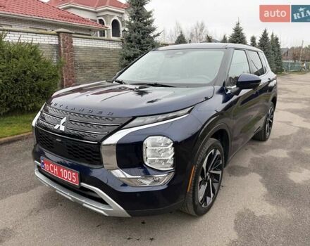 Синий Мицубиси Аутлендер, объемом двигателя 2.5 л и пробегом 80 тыс. км за 24800 $, фото 4 на Automoto.ua